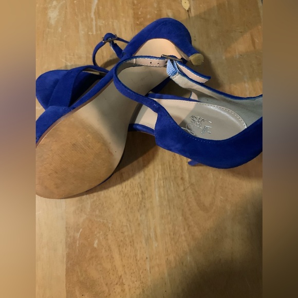 Size 8 Kate and Mel heels - Picture 4 of 7